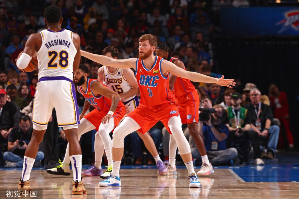 在崛起的中 在崛起的中